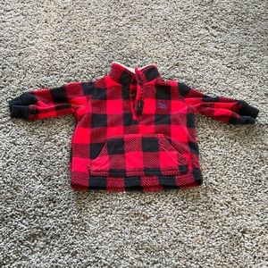 7/$25🌟🌟Carter’s Buffalo Plaid Pullover